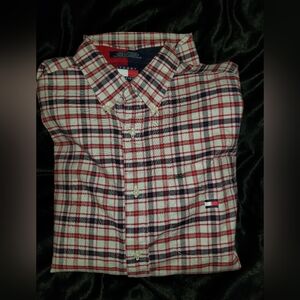 Tommy chili Button Up shirt.